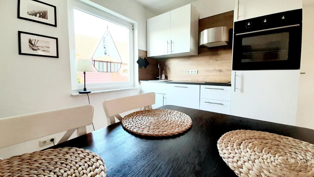 Haus Wiekend - Fewo Strandkrabbe Wiek auf Rügen Exteriör bild
